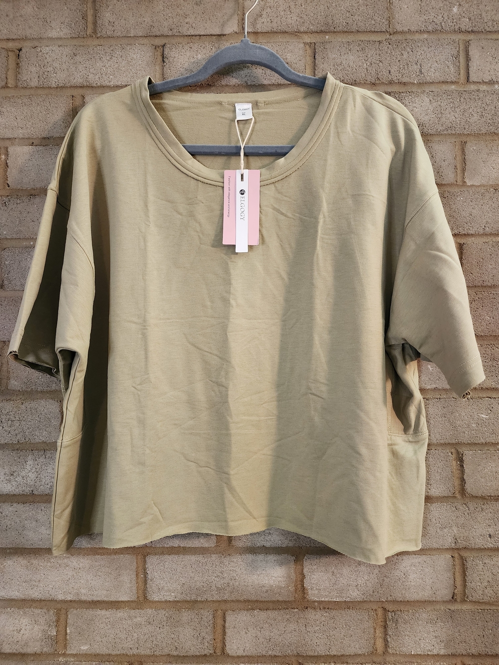Nwt Elgogy Cropped Relaxed Olive Green Women's Tee